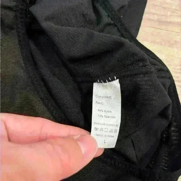 Black mesh body suit/shape wear size large - Picture 5 of 7